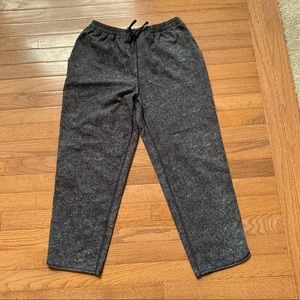 Lululemon cropped pants